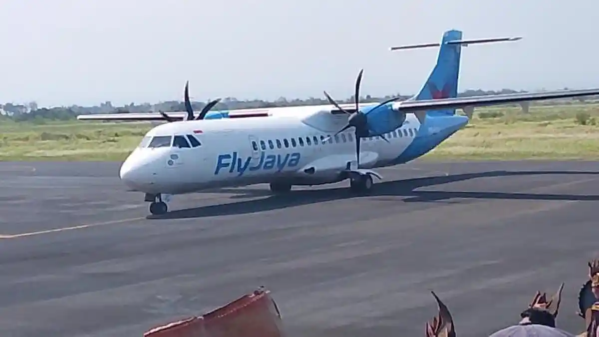Maskapai Fly Jaya Berhenti Layani Penerbangan Rute Jember-Jakarta ...
