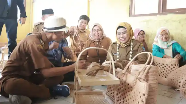 Ratu-tatu-keragilan.jpg