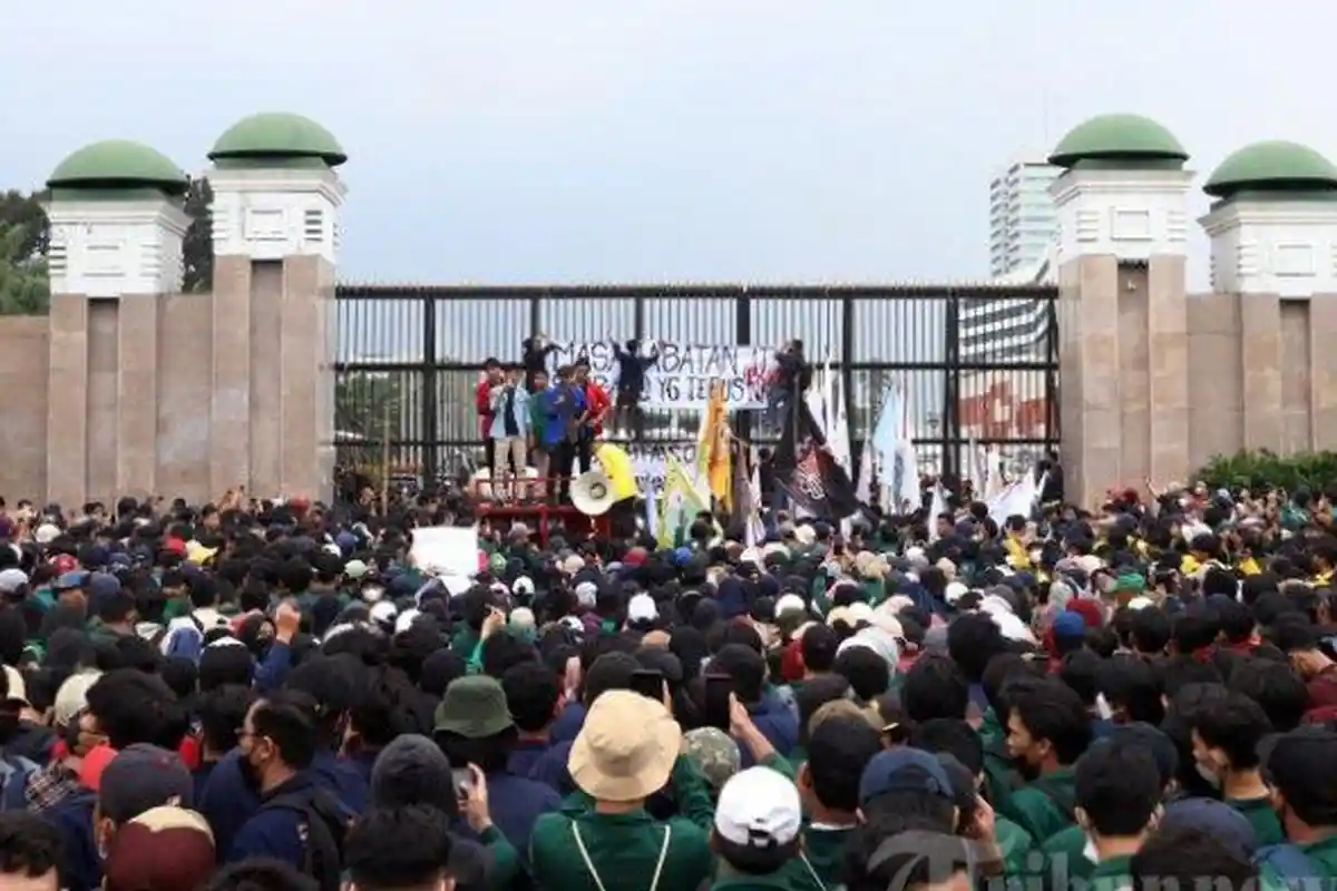 Hari Ini Mahasiswa Kembali Demo Tapi Sasarannya Daerah Kekuasaan Gibran Putra Jokowi, Ini 3 Tuntutan