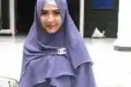 April Jasmine Hadiri Wakaf Al Quran Emas Zaskia Sungkar