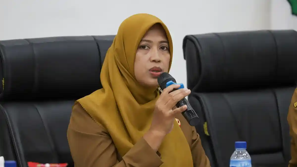 Hari Pertama Ngantor, Wakil Wali Kota Siantar Herlina Pimpin Rakor Inflasi dan Resmikan Supermarket