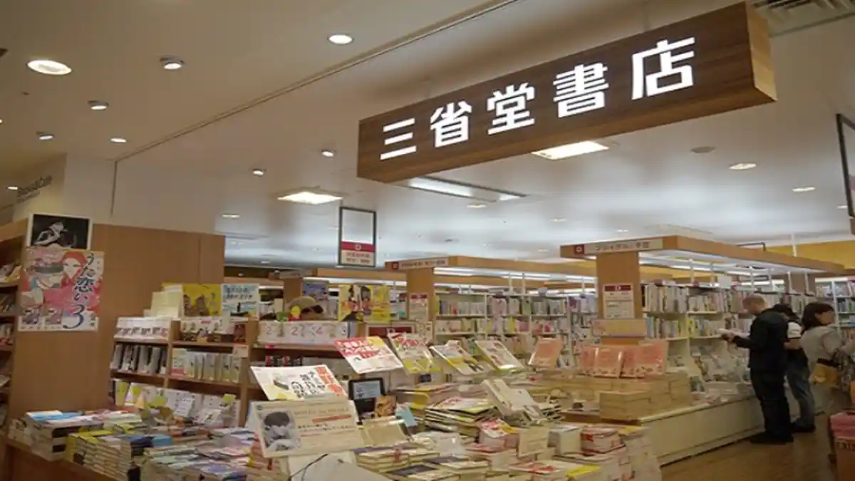 Toko Buku Jepang Bagi-bagi Uang Tunai 50.000 Yen Kepada 53 Kepala Sekolah