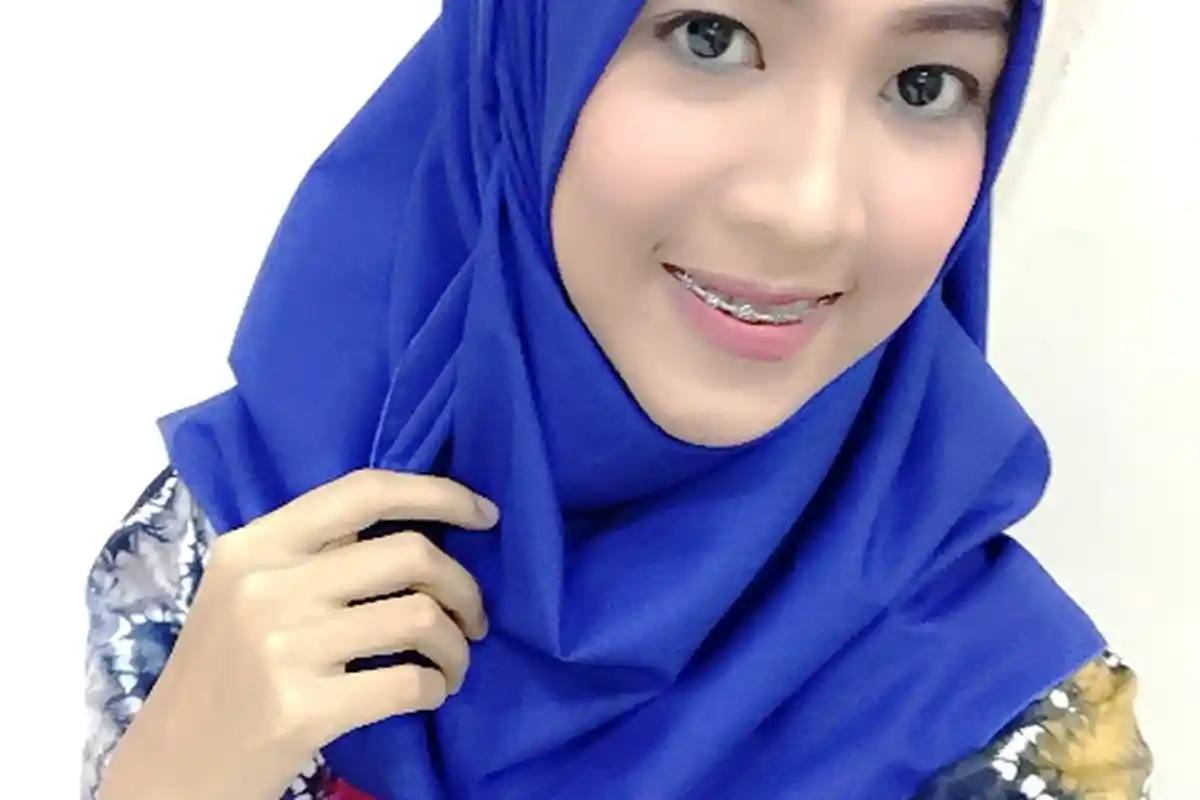 Lisa Belajar Bahasa Asing Lingkungan