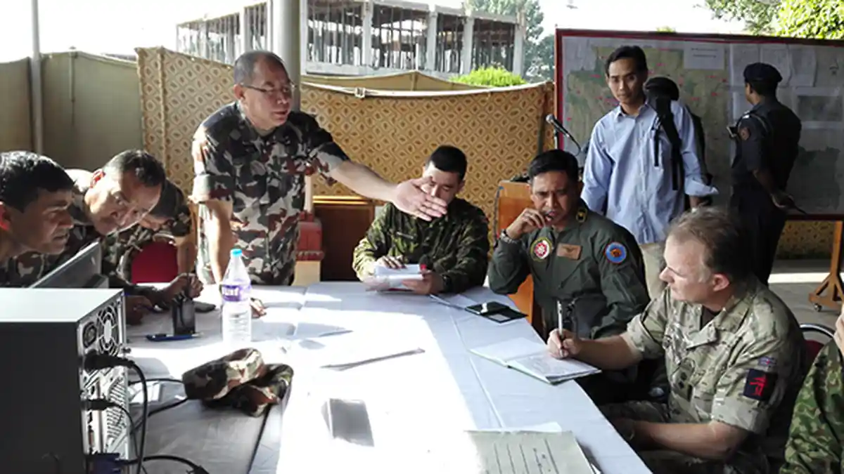 Tim TNI Evakuasi WNI Lakukan Pencarian Udara di Nepal