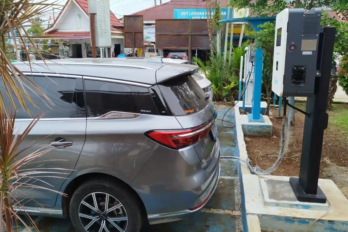 Jelang Nataru, PLN UID S2JB Tambah Fasilitas Stasiun Pengisian Kendaraan Listrik Umum di Muara Bungo