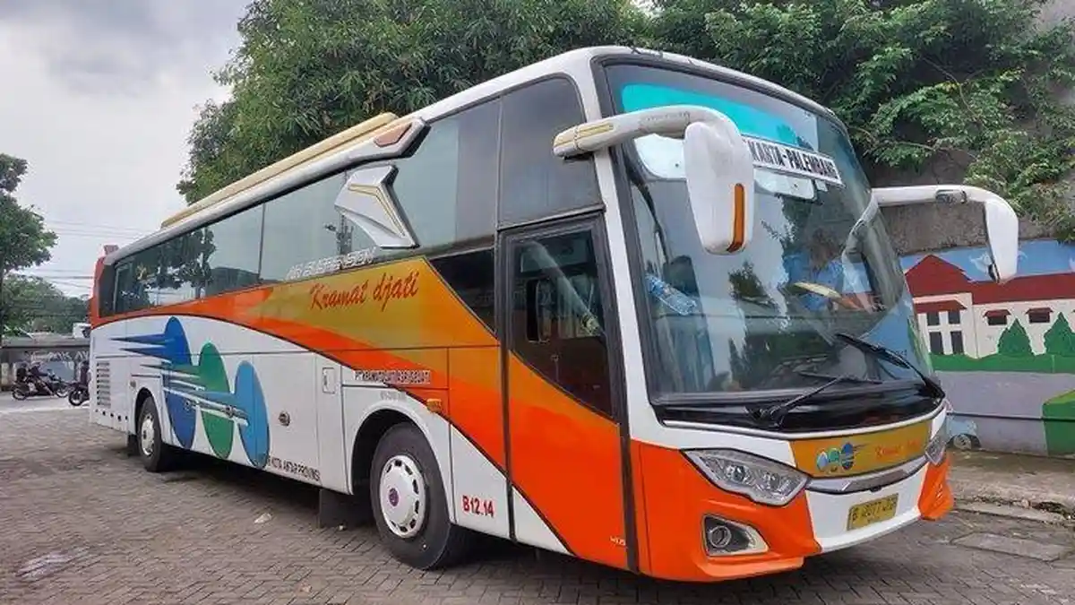 Easybook.com Tawarkan Solusi Pemesanan Tiket Bus, Ada Promo Menarik Hingga 31 Juni 2025