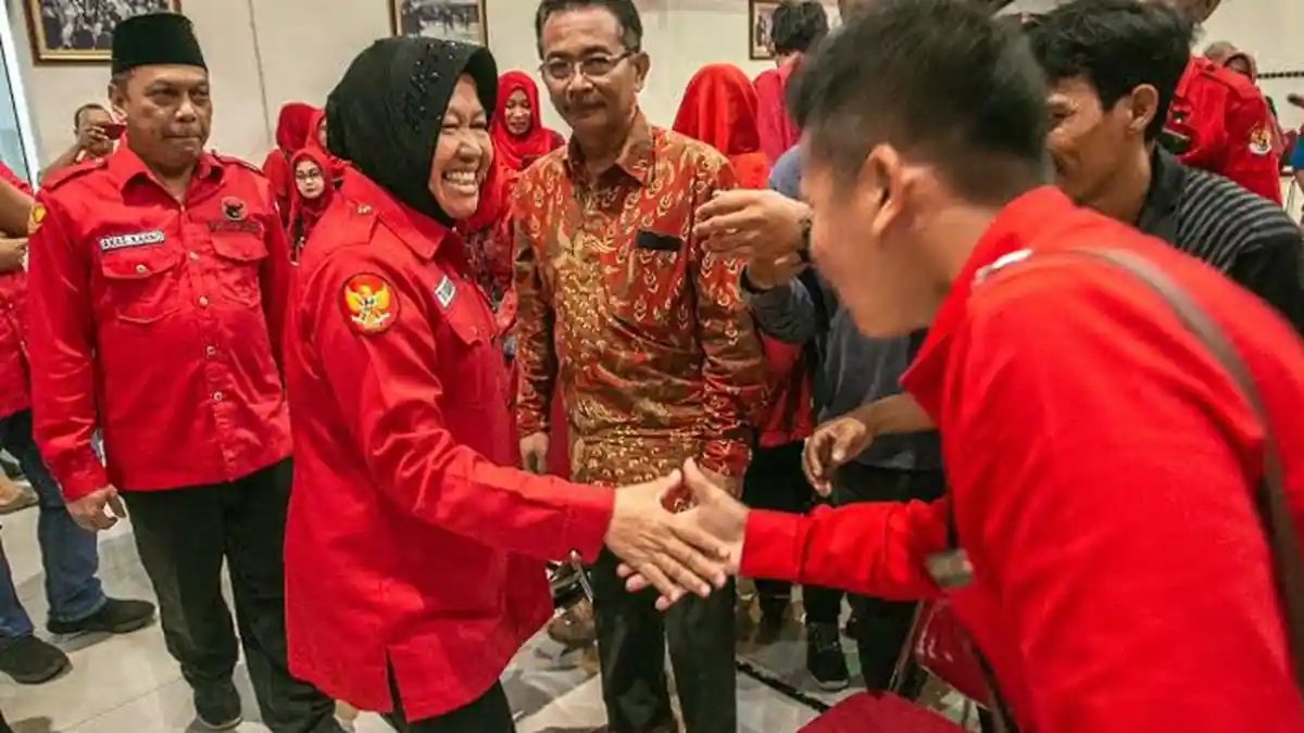 Risma Pompa Semangat Kader di Pelantikan Pengurus Anak-anak Ranting PDIP Surabaya