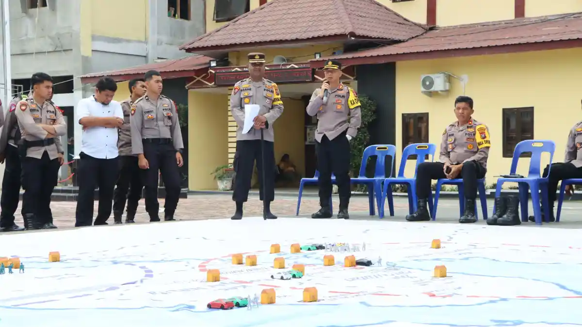 Kapolres Samosir Pimpin Langsung Tactical Floor Game Operasi Mantap Brata Toba 2023-2024