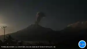 GUNUNG-LEWOTOBI-Gunung-Lewotobi-Laki-laki-masih-berstatus-Level-III-Siaga-dengan-aktivitas.jpg
