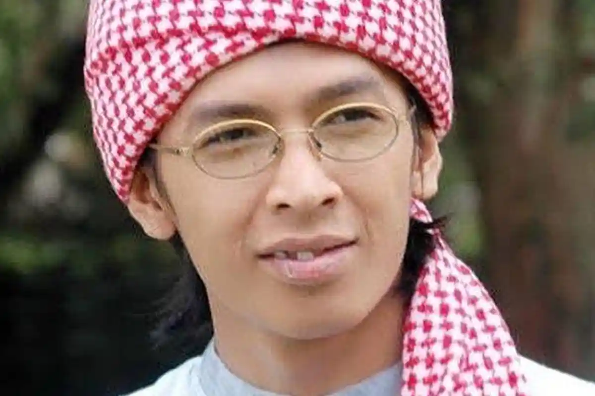 Jenazah Aa Jimmy dan Istrinya Dimakamkan Bersebelahan, 2 Anaknya Belum Ditemukan