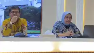 Heni-Hamidah-211111.jpg