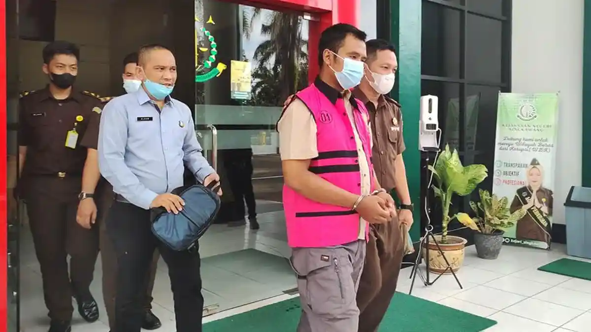 Tersandung Dugaan Kasus Korupsi, Koordinator Program BPNT Berinisial BN Ditangkap Kejari Singkawang