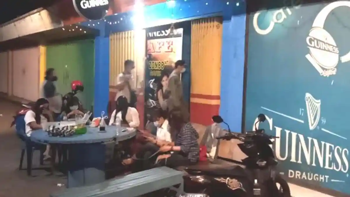 Tempat Karaoke di Tulungagung Ketahuan Buka saat Ramadan gara-gara Dua Pemandu Lagunya Bertengkar