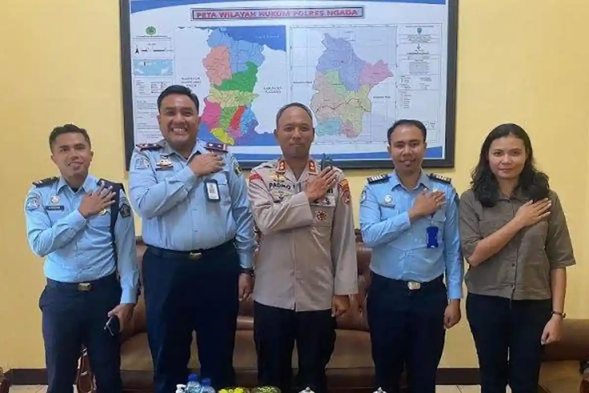 Bahas Perdagangan Orang, Kepala Kantor Imigrasi Labuan Bajo Bertemu Kapolres Ngada di Bajawa