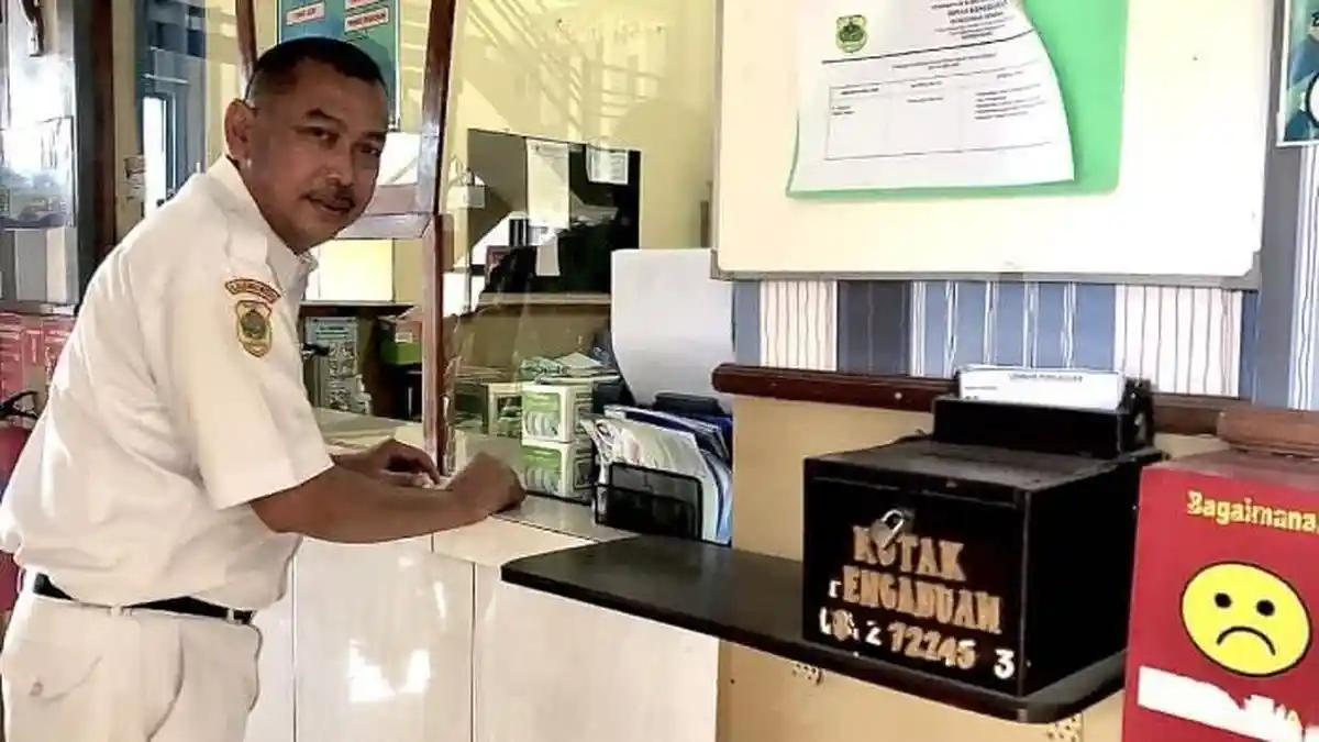 Mengesankan, Abdi Negara Ini Kawal JKN dari Kaki Gunung Ijen