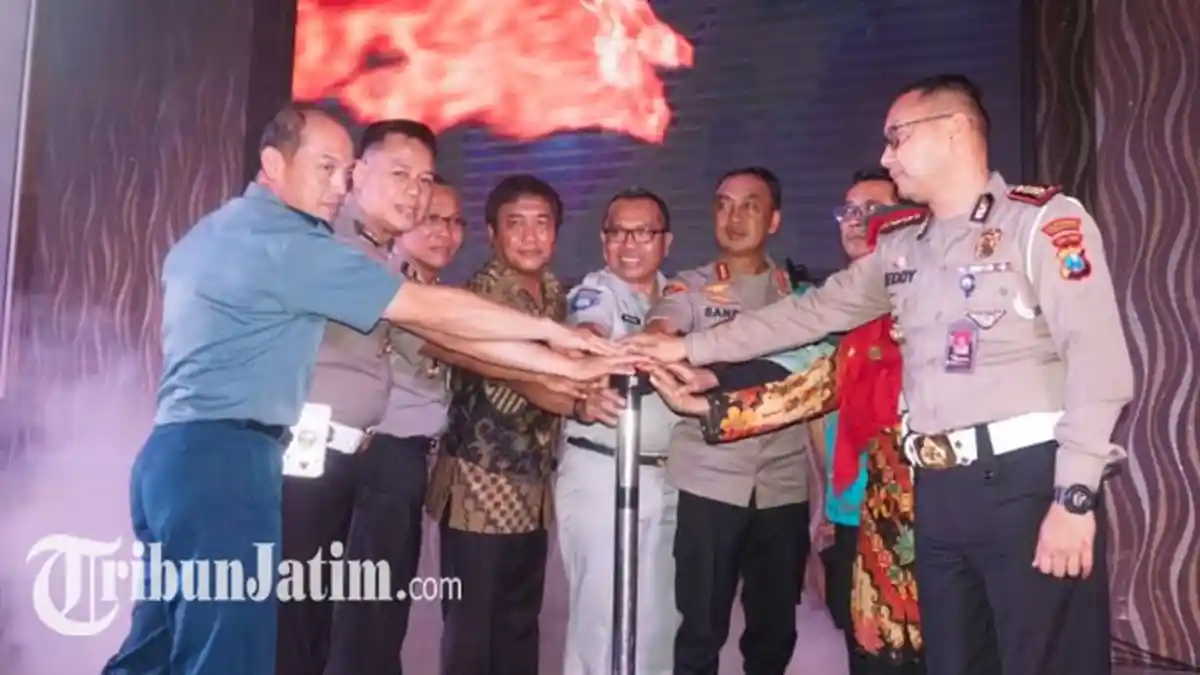 TACS Polrestabes Surabaya Percepat Korban Laka Lantas Dapat Bea Kecelakaan, Simak Cara Kerjanya