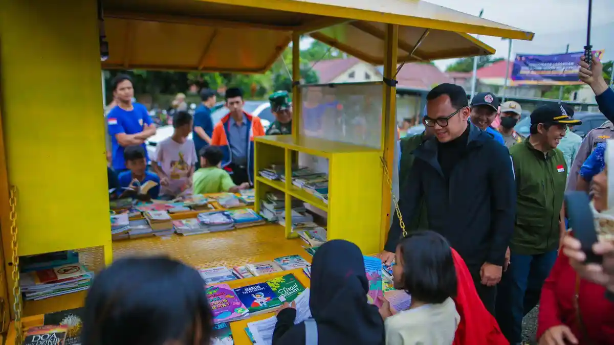 Mosam Tua Disulap Jadi Perpustakaan Keliling, Tempat Ngabuburit di ...