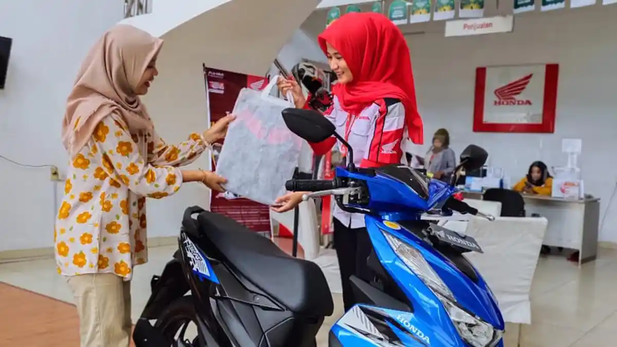 Special Gift Honda BeAT Sporty Dukung Gaya Berkendara Pecintanya
