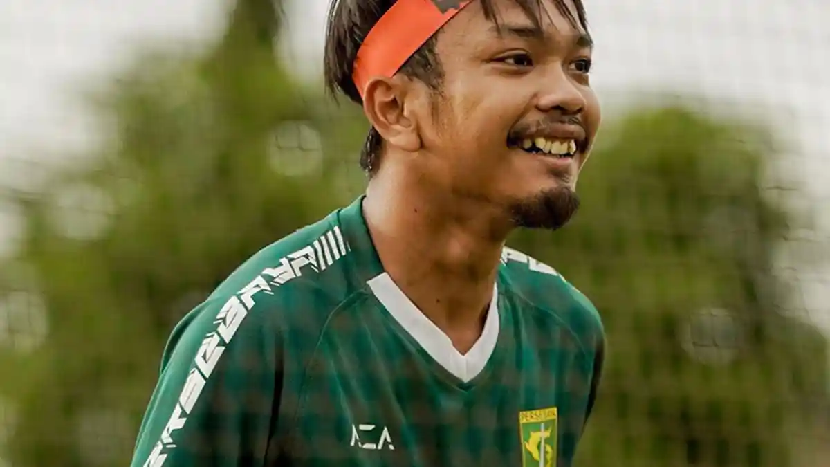 Biodata M Hidayat, Gelandang Andalan Persebaya Surabaya, Gaya Main Khas dan Prestasinya Moncer