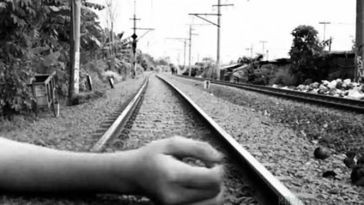 INNALILLAHI! Diteriaki Petugas Tapi Tak Digubris, Nenek di Karanganyar Tewas Disambar Kereta Api