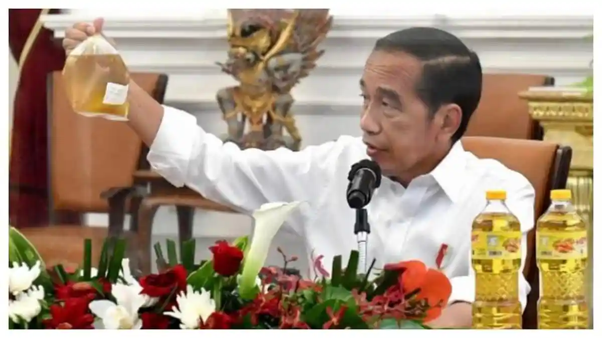 Jokowi Putuskan Subsidi Minyak Goreng Curah, Harga Dipatok Rp14.000 per Liter