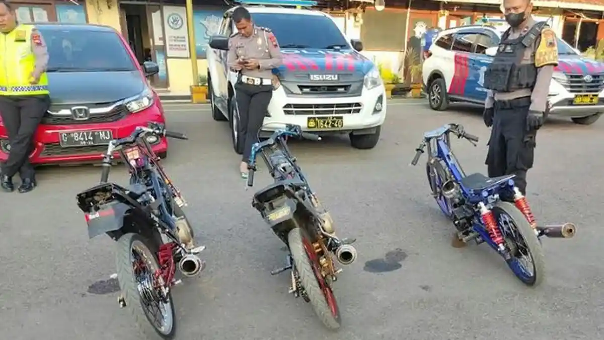 Sat Sabhara Polres Tegal Giatkan Patroli, Cegah Terjadinya Balap Liar 