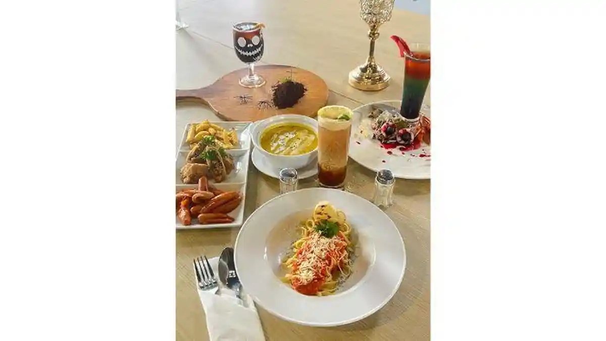 Halloween di Hotel Up Peak Simpang Lima Semarang, Diskon Spesial dan Promo Seru Menanti