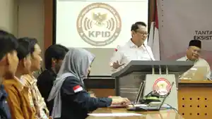 Ketua-KPID-Jawa-Barat-Aditya-Slamet-f.jpg