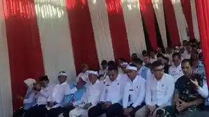 Gubernur-Jawa-Barat-Dedi-Mulyadi-menghadiri-peluncuran-Koperasi-Desa-Merah-Putih.jpg