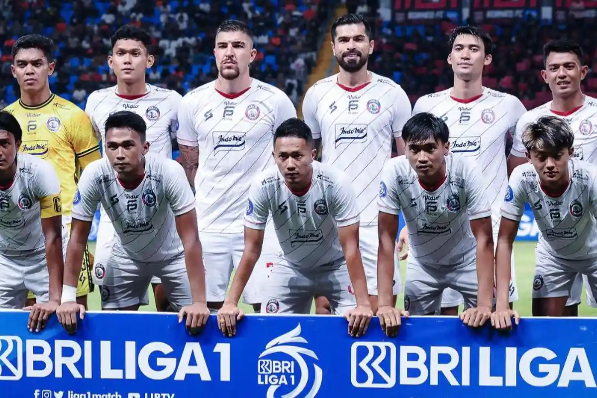 Bocoran Kejutan Arema FC Menyeruak: Aremania Cek Waktunya, 17 Bintang Lagi Digoda, 2 Cenderung Deal