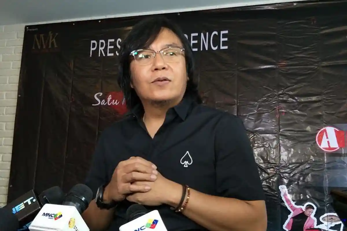 Diundang Risma ke Surabaya, Ari Lasso Minta Disediakan Rujak Cingur Paling Enak