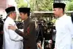 Presiden Jokowi Melayat Ibunda SBY di Cikeas