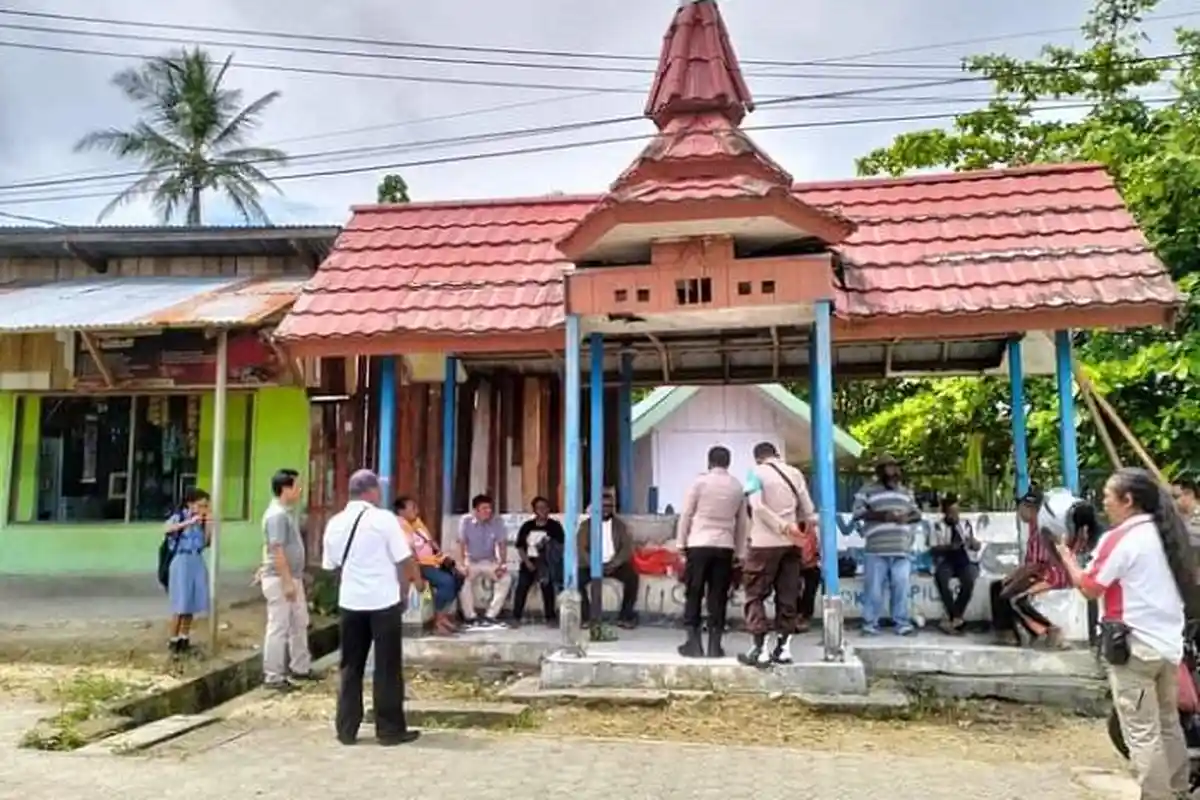 KECEWA Tak Dapat Proyek Pekerjaan dari Disdik, Pemilik Hak Ulayat Palang SMA YPK Ebenhaizer Sarmi