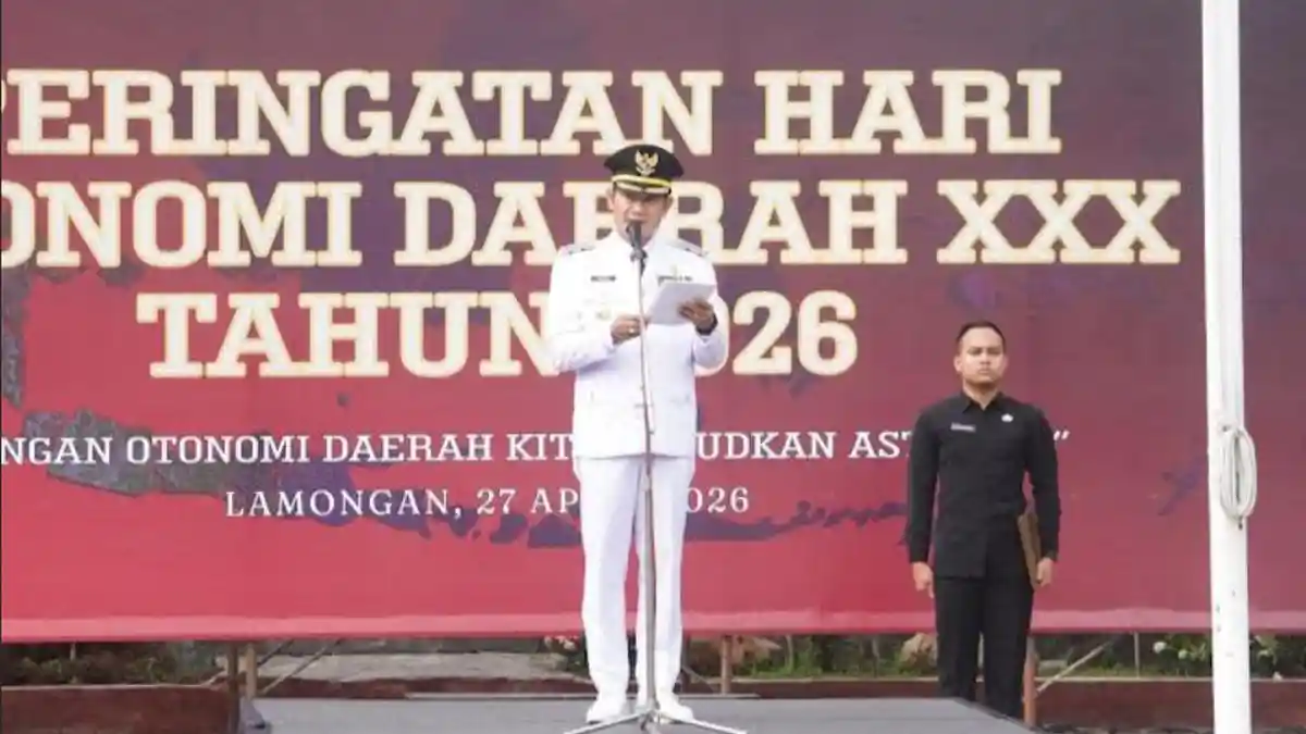 Upacara Hari Otonomi Daerah 2026 di Lamongan, Bupati Tekankan Sinergi Pusat  dan Daerah - Surya.co.id