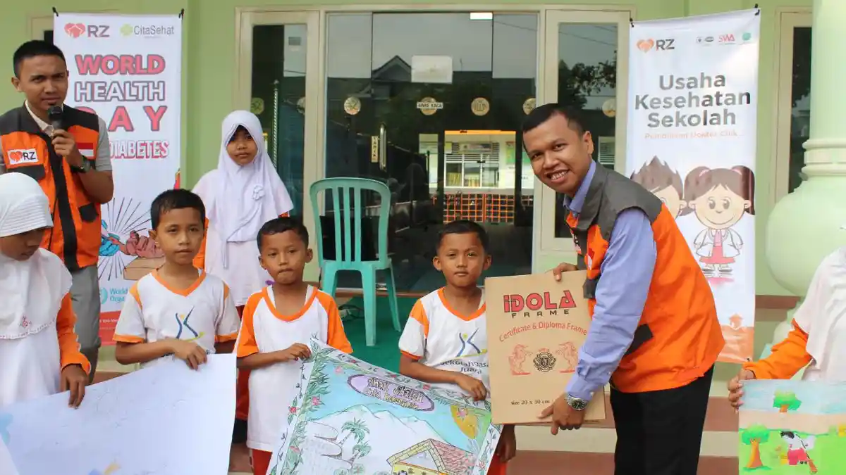 SD Juara Peringati Hari Kesehatan Dunia dengan Membuat Poster