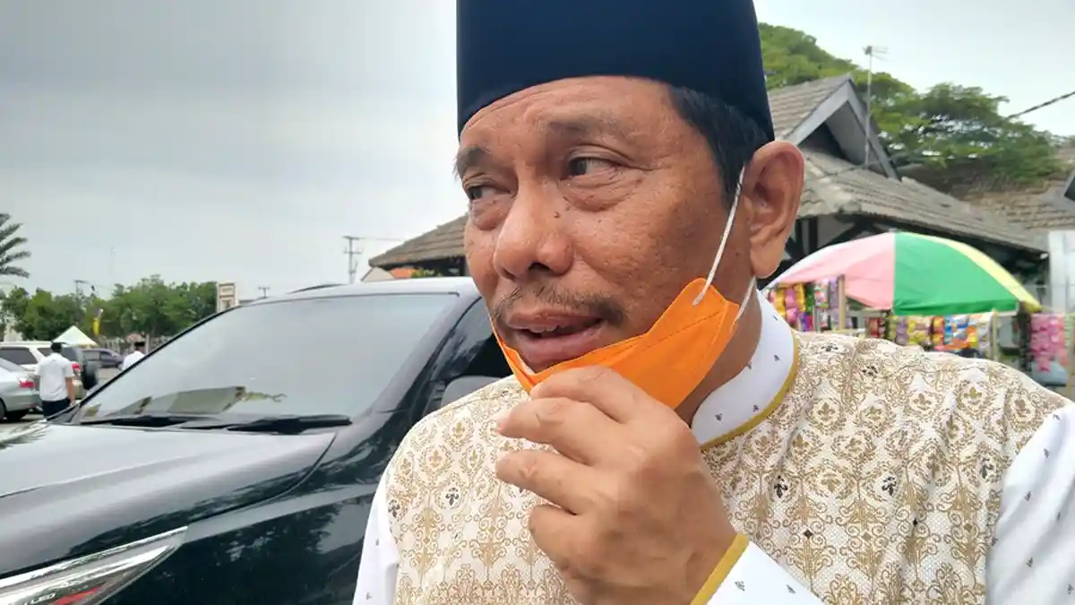 Harus Tahu, di Indramayu Masyarakat yang Tak Pakai Masker Dihukum Push Up dan KTP-El Disita