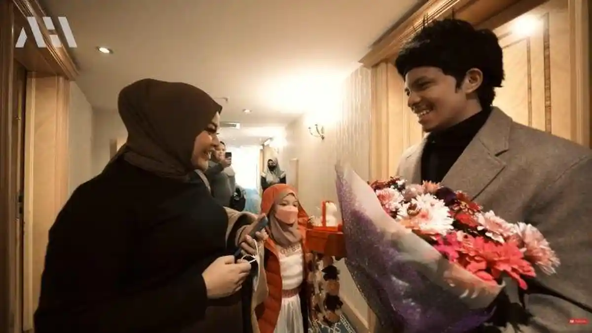 Sudah Jadi YouTuber Ternama, Atta Akui Jarang Beli Baju 'Branded', Lebih Suka Pinjam dari Sosok Ini