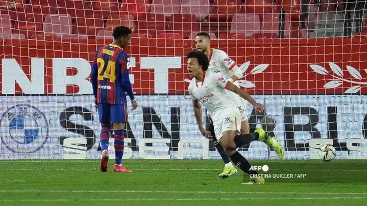 3 Bek Terancam Cabut, Chelsea Prioritaskan Jules Kounde, Harus Siap Saling Sikut Sama Barcelona