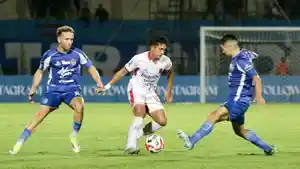 PSIM-Yogyakarta-Tertinggal-0-2-dari-Bali-United-di-Babak-Pertama.jpg
