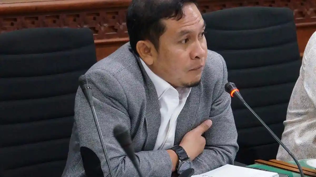 DPRA Minta Pemerintah Cabut Sementara Aturan Penempelan Stiker BBM Bersubsidi