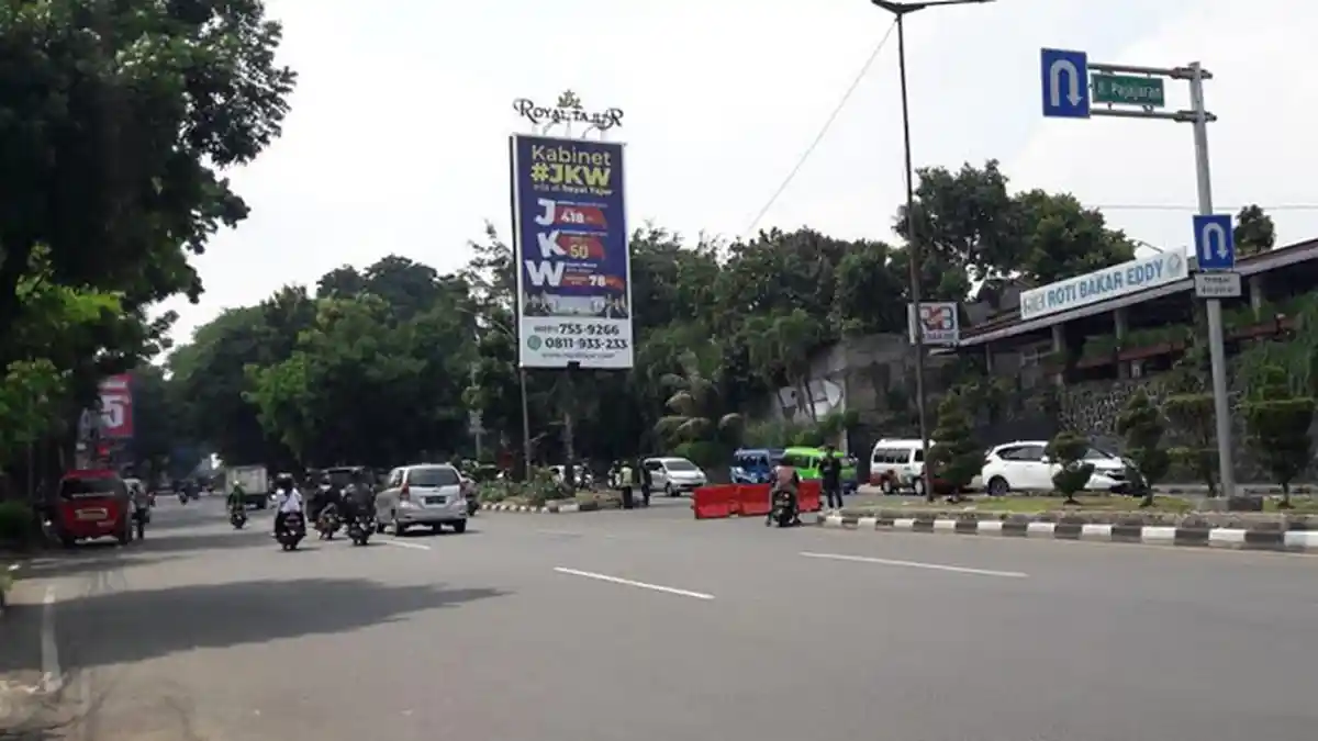 Laju Kendaraan di Jalan Raya Pajajaran Saat Terpantau Ini Ramai Lancar ...