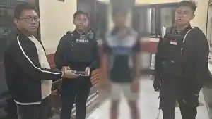 Kedapatan-Bawa-Badik-Remaja-18-Tahun-di-Kendari-Sulawesi-Tenggara-Diamankan-di-Polsek-Mandonga.jpg