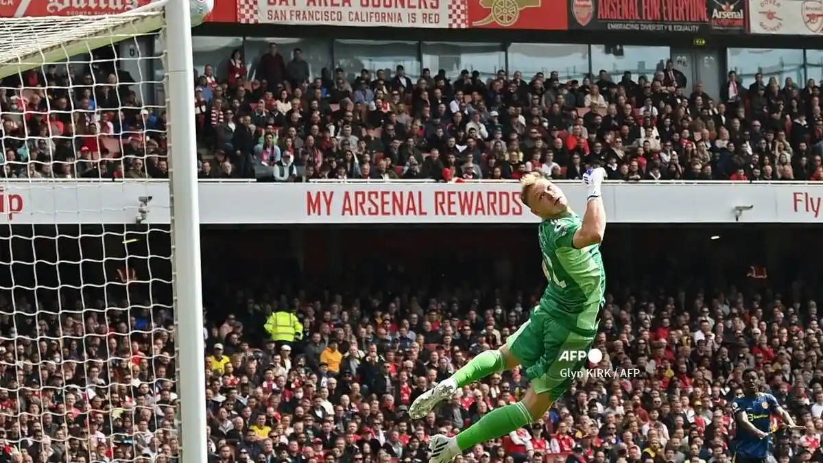 David Seaman Dukung Aaron Ramsdale Menjadi Kiper Utama di Timnas Inggris