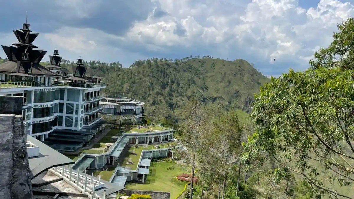 Taman Simalem Resort, Tempat Wisata dengan Pemandangan Danau Toba, Ada Puncak Tertinggi Juga