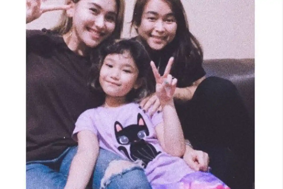 Kondisi Ayu Ting Ting Setelah Jalani Karantina Disorot, Iis Dahlia Ucap Syukur