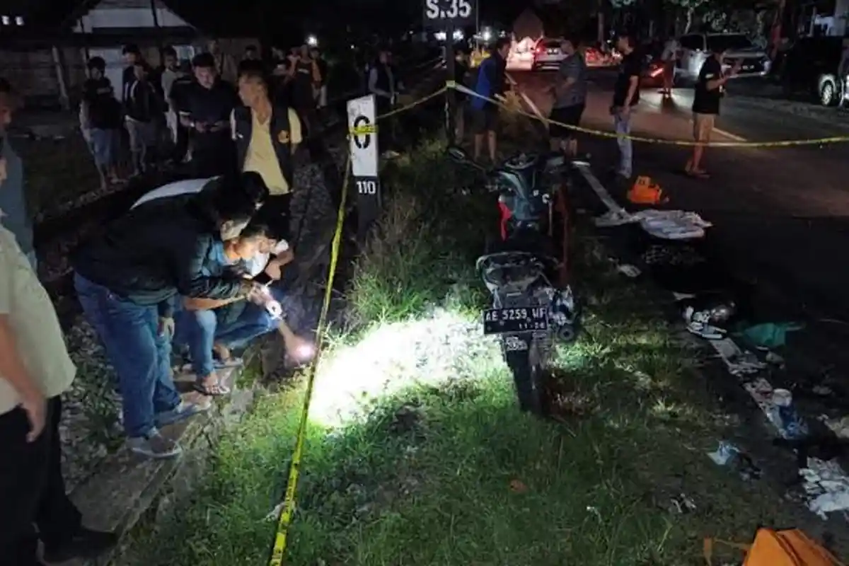 Kecelakaan Maut di Jalur Malang-Blitar, Pemotor Tewas Diiringi Suara Ledakan Keras