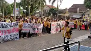 demo-kekerasan-seks-unsoed.jpg