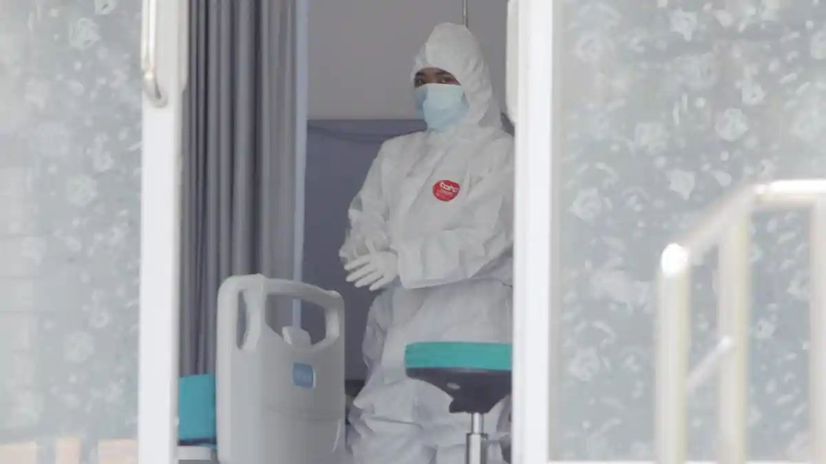 Sebelum Bertugas, Petugas Medis Jalani Serangkaian Tes Covid-19