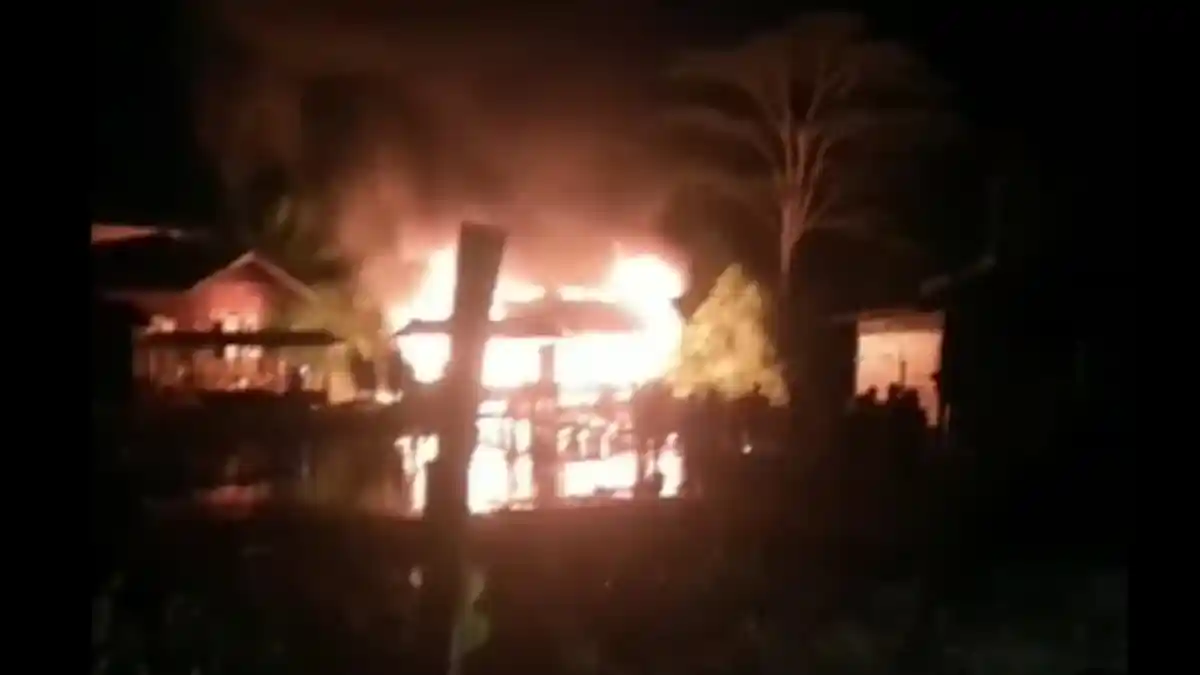 Bangunan Pesantren di Aceh Singkil Terbakar