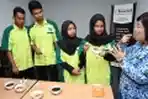 Pelatihan Dasar Barista bagi Peyandang Tuna Rungu